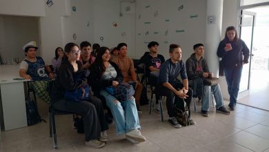 Photo of #LasGrutas | Visita de alumnos de la ESRN N°98 a la oficina de informes turísticos